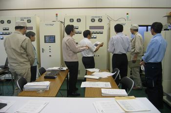 工場検査ー２.JPG